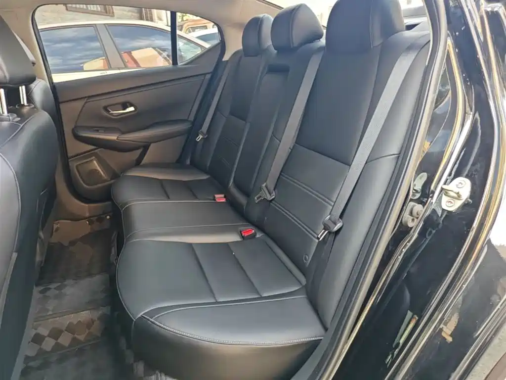 Nissan Sylphy 2020 — фото 17