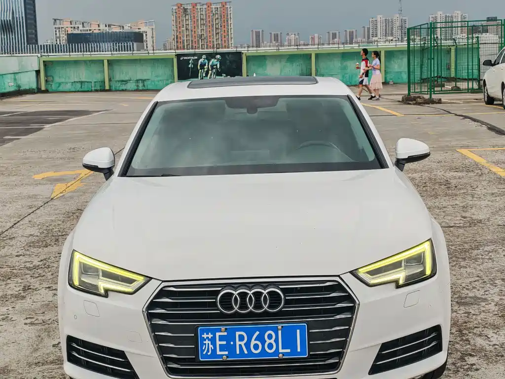 Audi A4L 2017