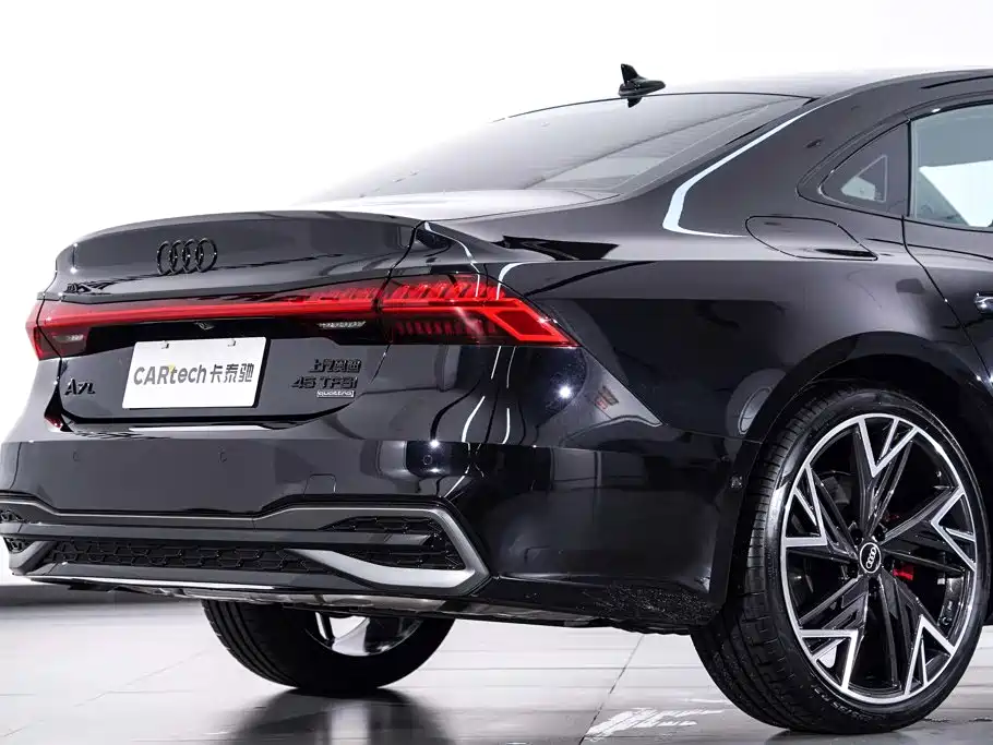 Audi A7L 2026 — фото 9