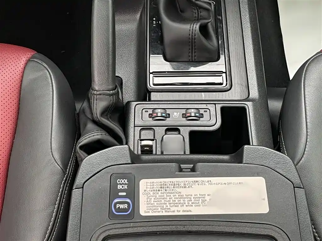 Toyota Prado 2020 — фото 15