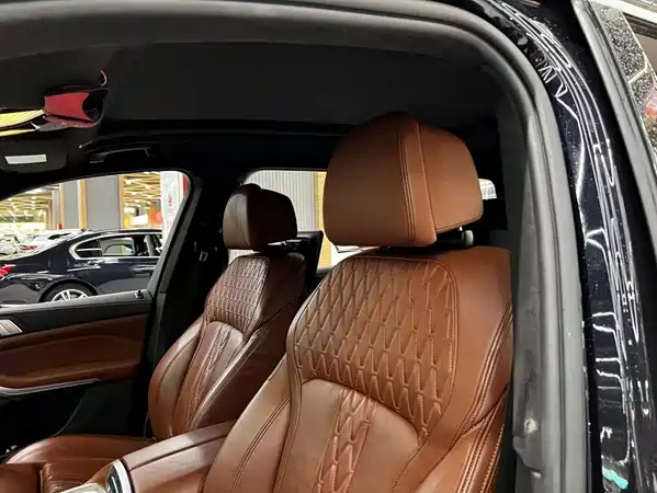 BMW X7 2020