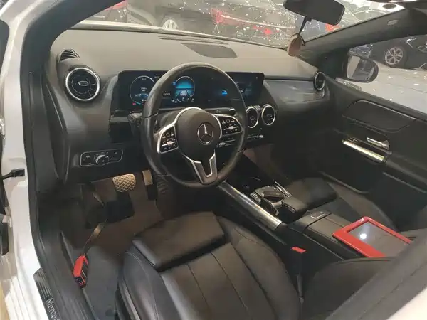 Mercedes-Benz B-Class 2021