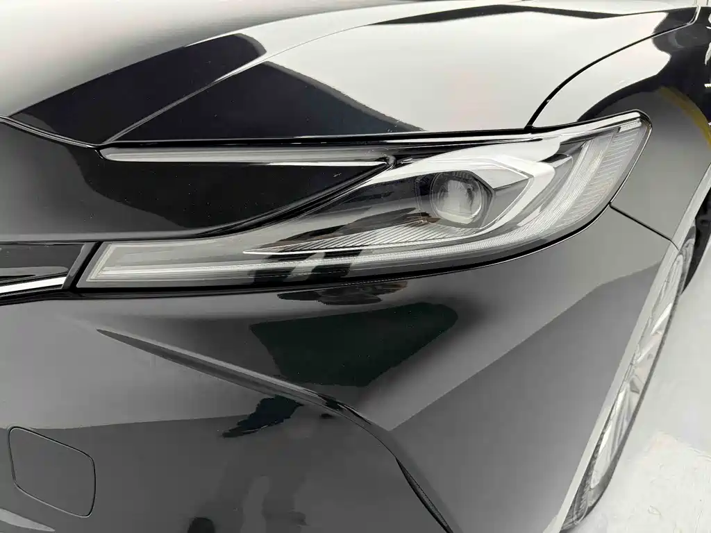 Toyota Camry 2025 — фото 7