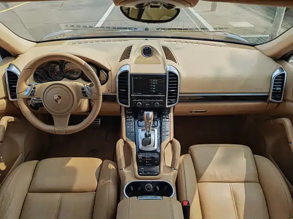 Porsche Cayenne 2012