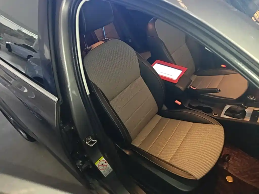 Skoda Octavia 2016 — фото 25