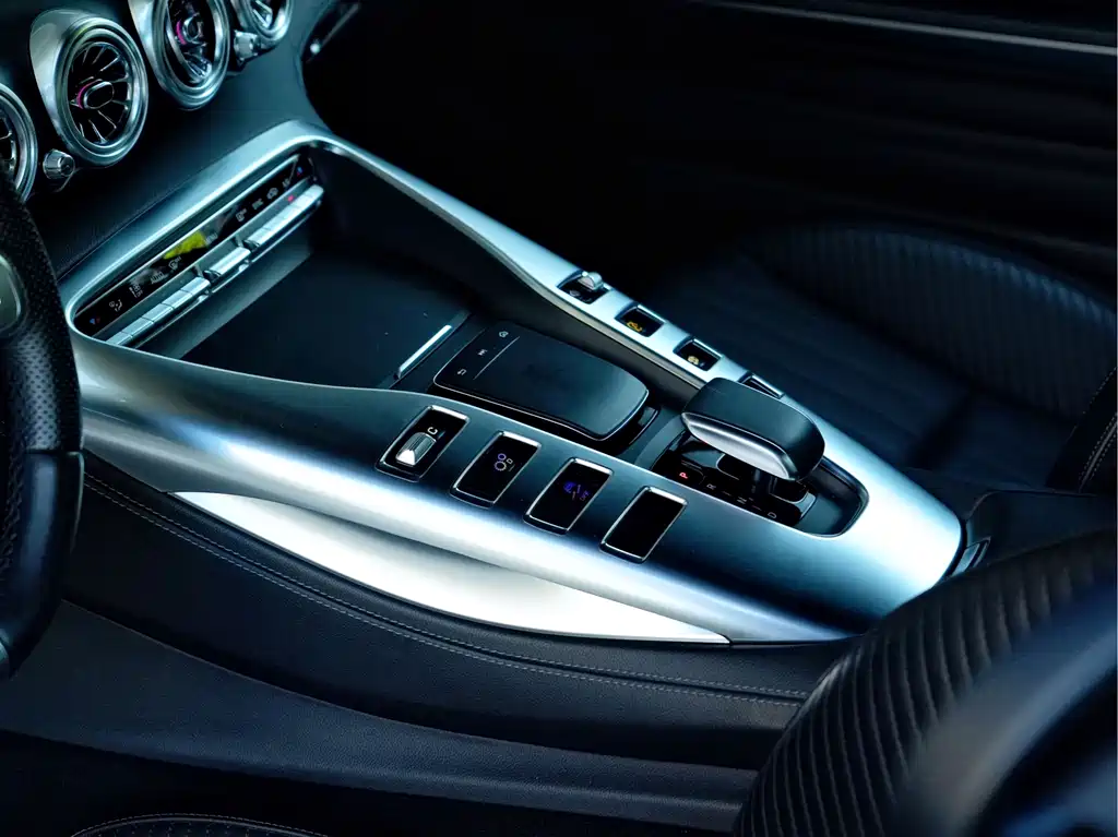 Mercedes-Benz AMG GT 2021 — фото 16
