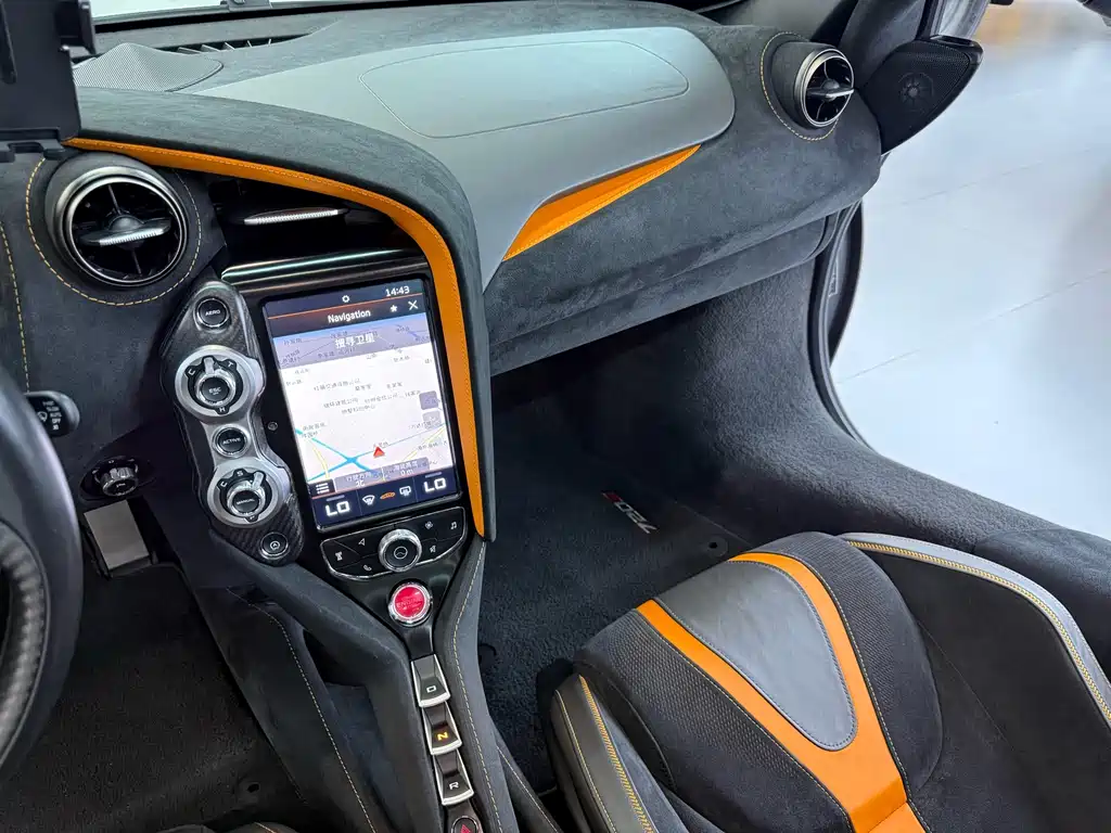 McLaren 720S 2018 — фото 9