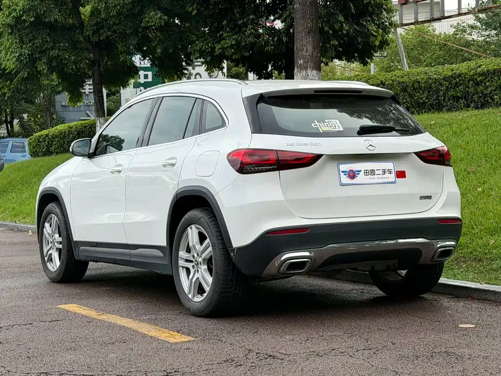 Mercedes-Benz GLA 2023 — фото 4