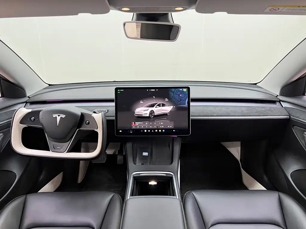 Tesla Model 3 2023 — фото 23