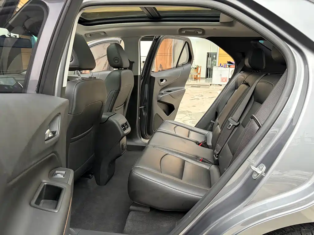 Chevrolet Equinox 2020 — фото 12