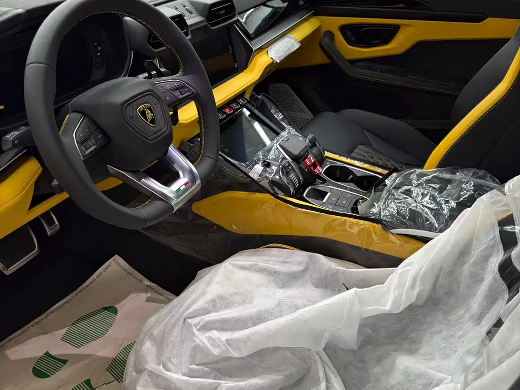 Lamborghini Urus SE — фото 3