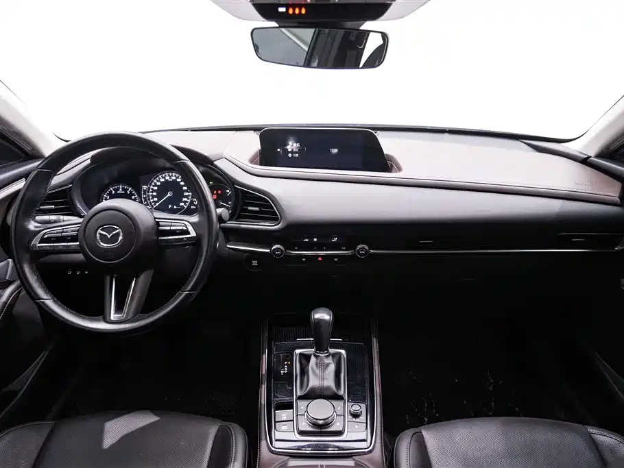 Mazda CX-30 2021 — фото 14