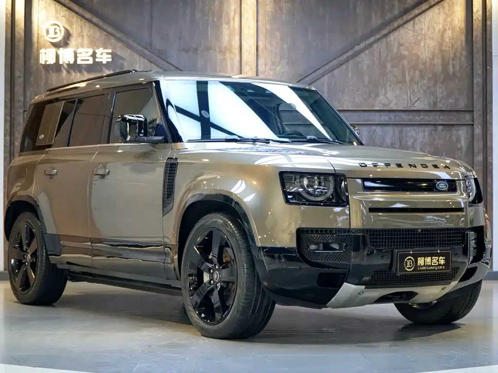 Land Rover Defender 2020 — фото 22