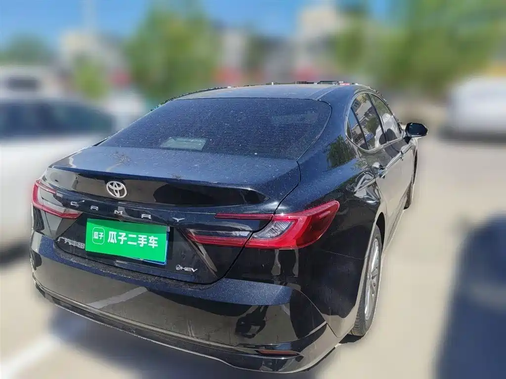Toyota Camry 2024 — фото 5
