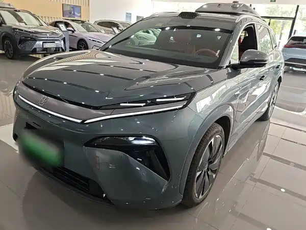 BYD Tang L 2025