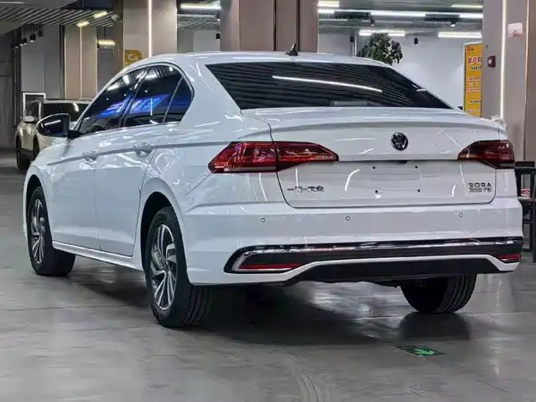 Volkswagen Bora 2023