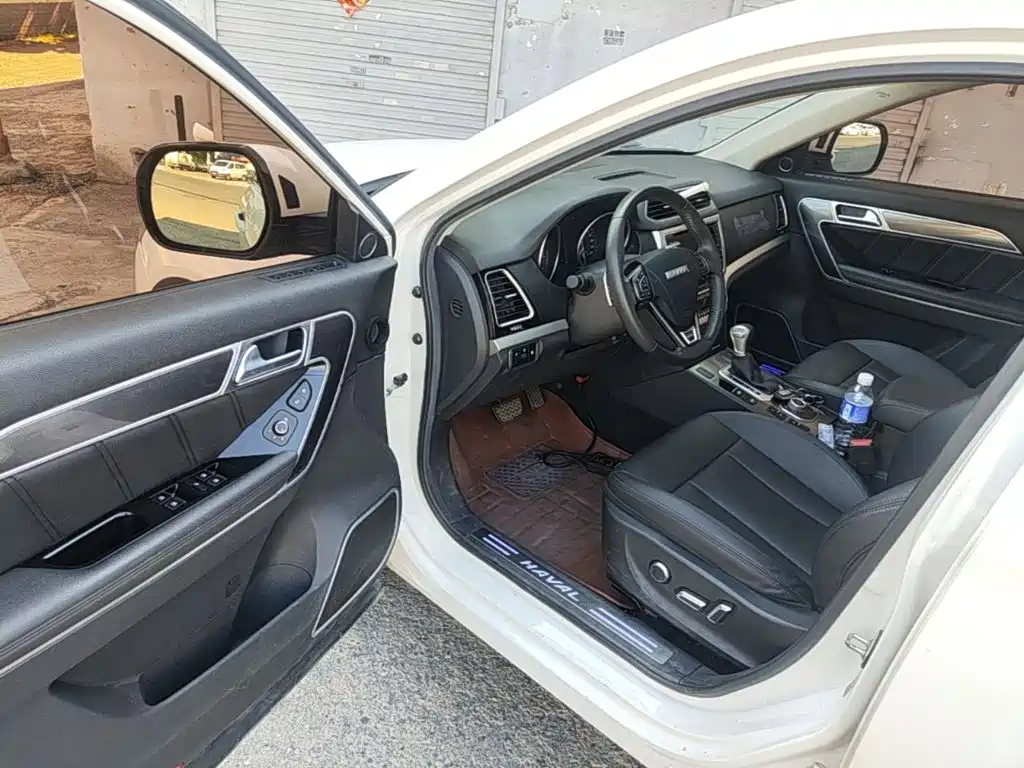 Haval H6 Coupe 2017 — фото 16