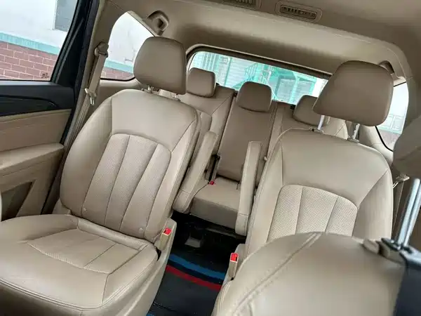 Baojun 730 2017