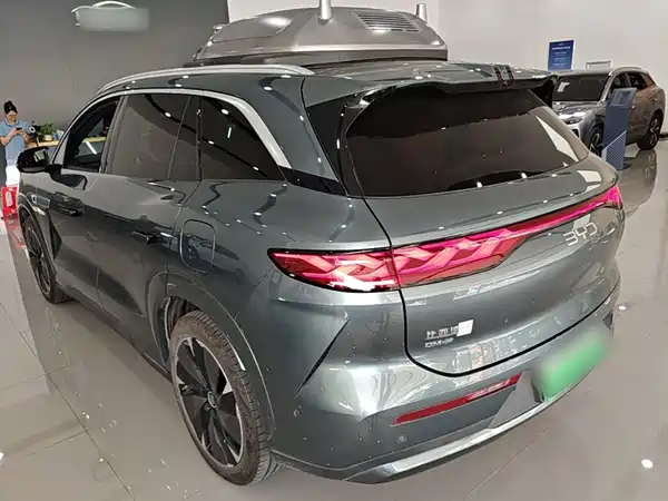 BYD Tang L 2025