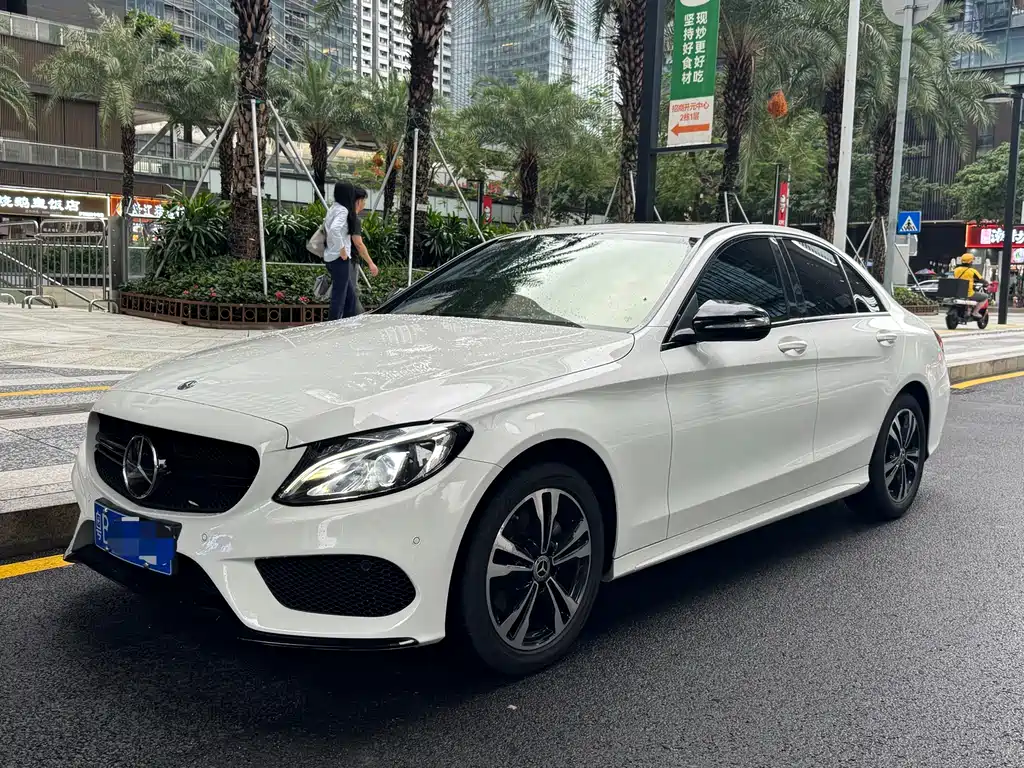 Mercedes-Benz C-Class 2017