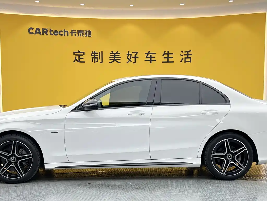 Mercedes-Benz C-Class 2021 — фото 30