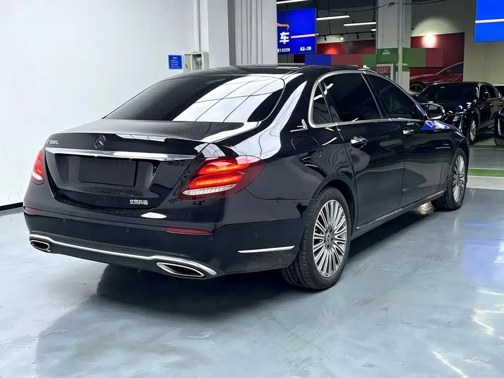 Mercedes-Benz E-Class 2020 — фото 8