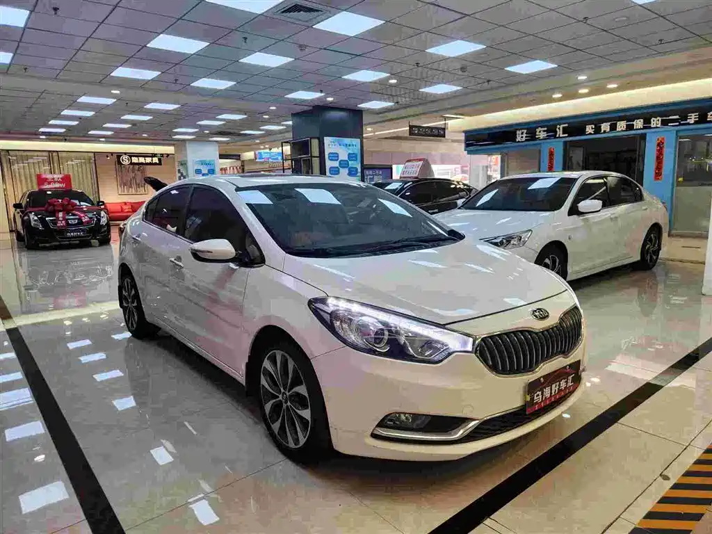 Kia K3 2015 — фото 12