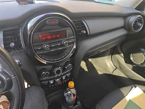 MINI 2016