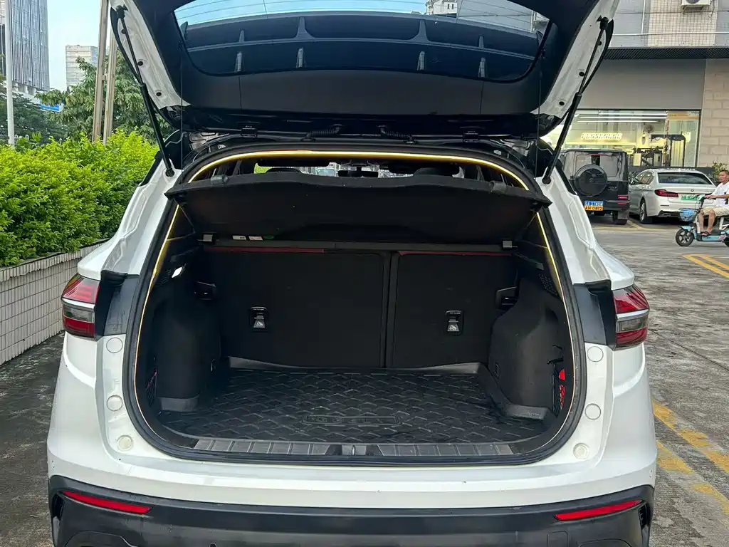 Geely Binyue 2020