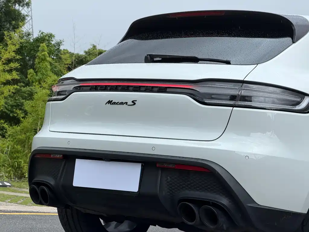 Porsche Macan 2023 — фото 22