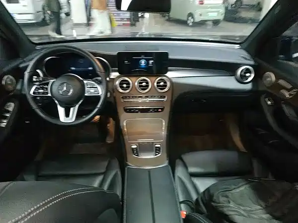 Mercedes-Benz GLC 2022