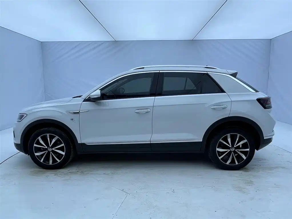 Volkswagen T-Roc 2024 — фото 8