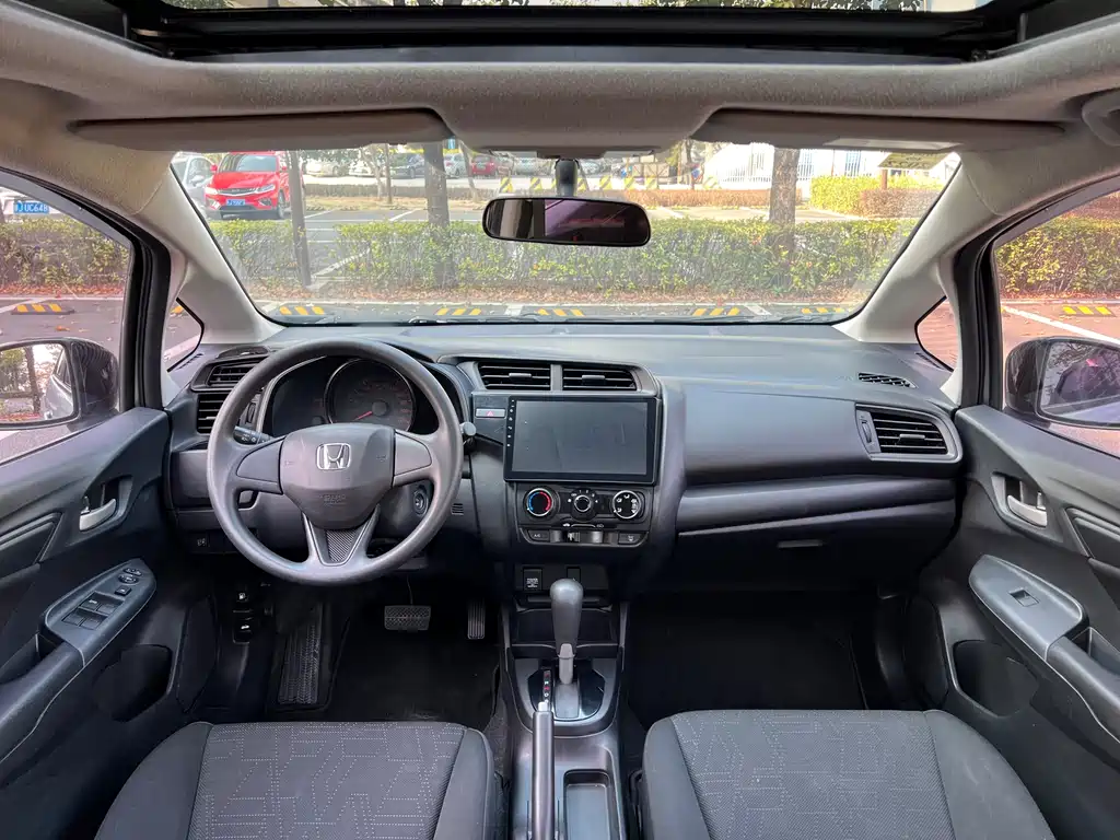 Honda Fit 2019 — фото 8