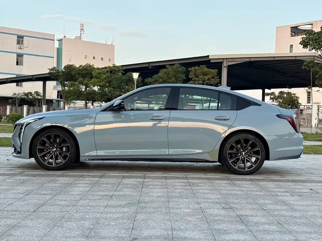 Cadillac CT5 2025 — фото 12