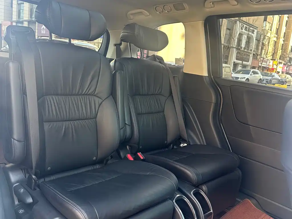 Honda Odyssey 2020 — фото 12