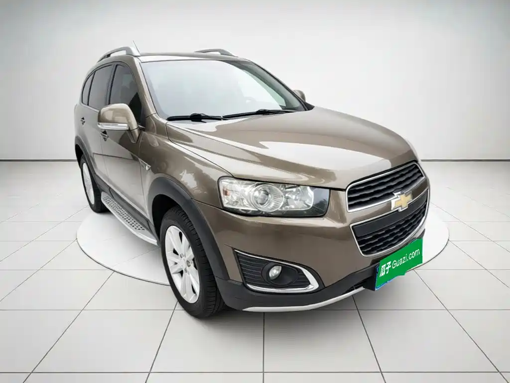 Chevrolet Captiva 2017 — фото 3