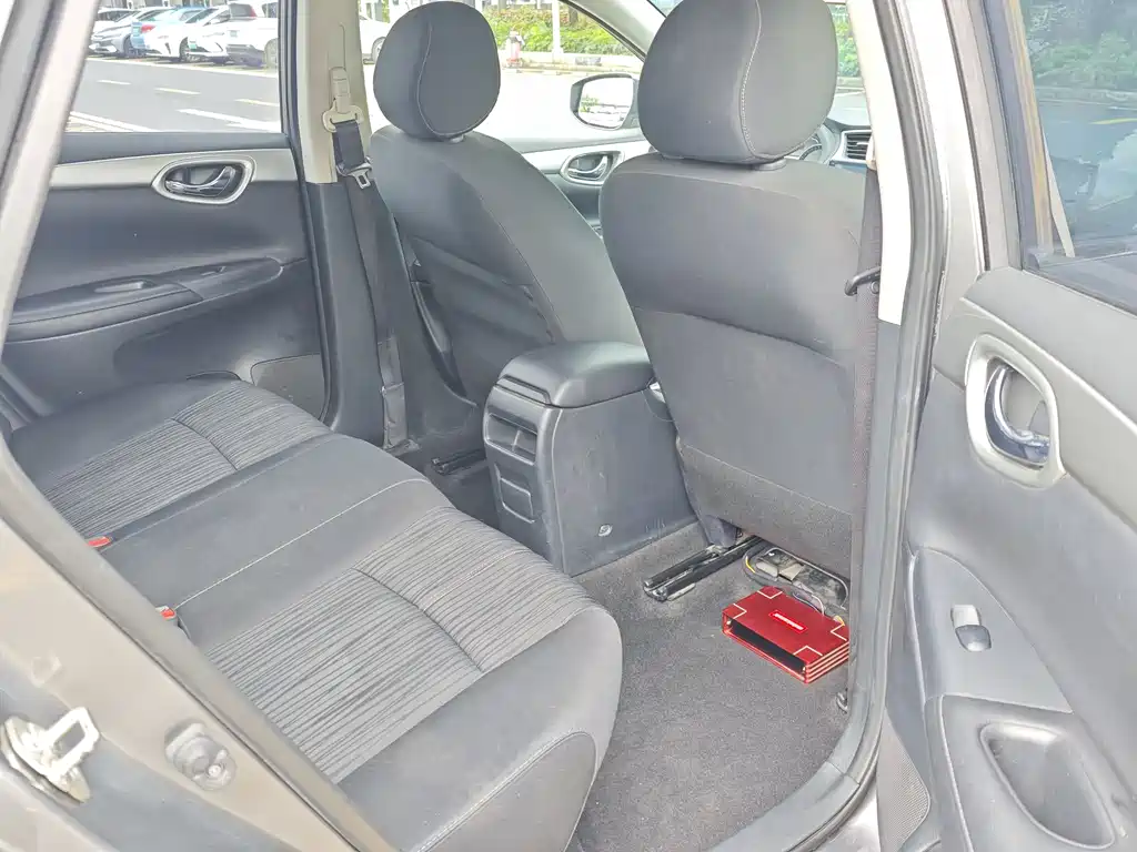 Nissan Sylphy 2020 — фото 12