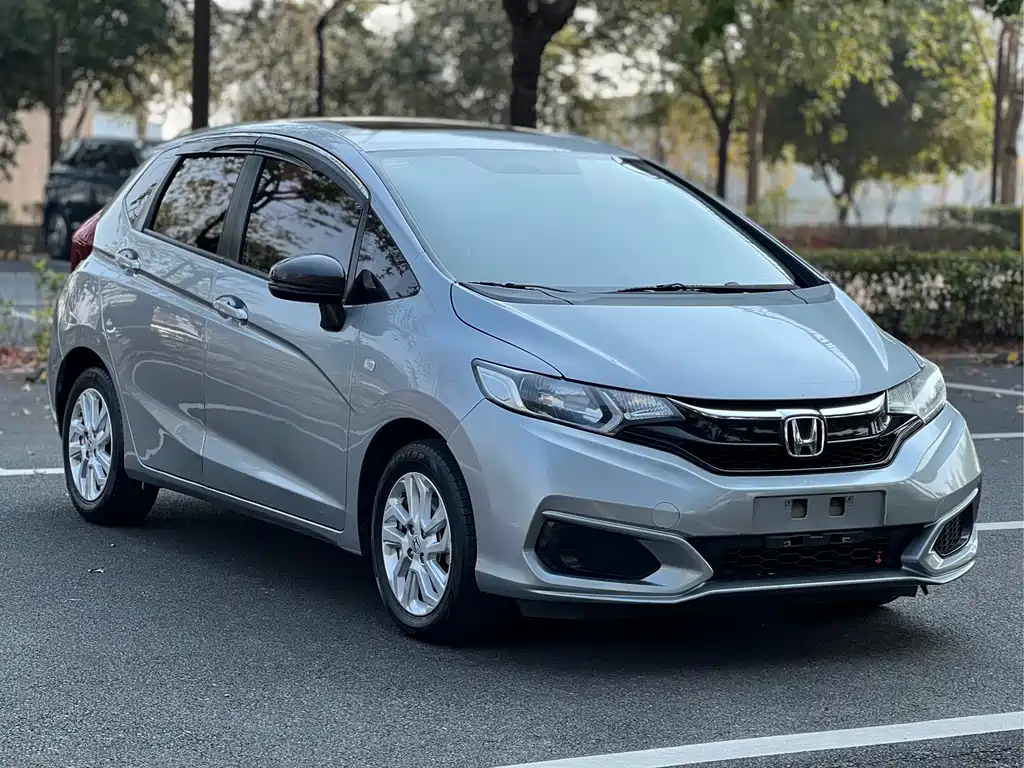 Honda Fit 2019 — фото 3
