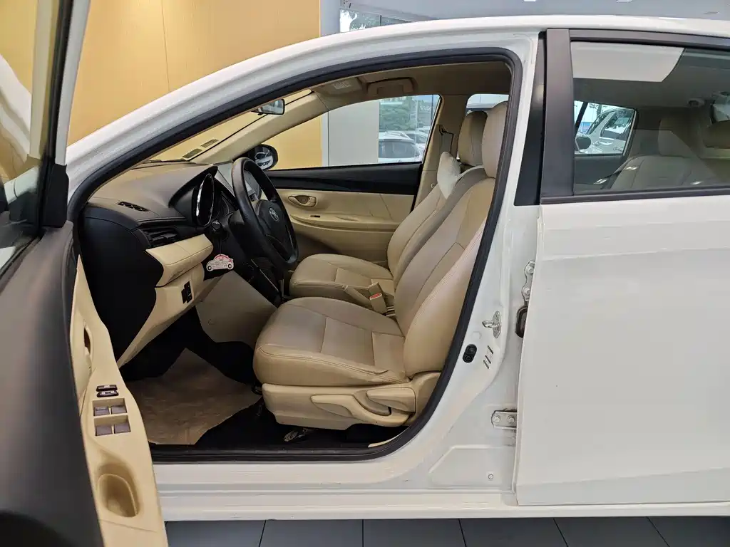 Toyota Vios FS 2017 — фото 14