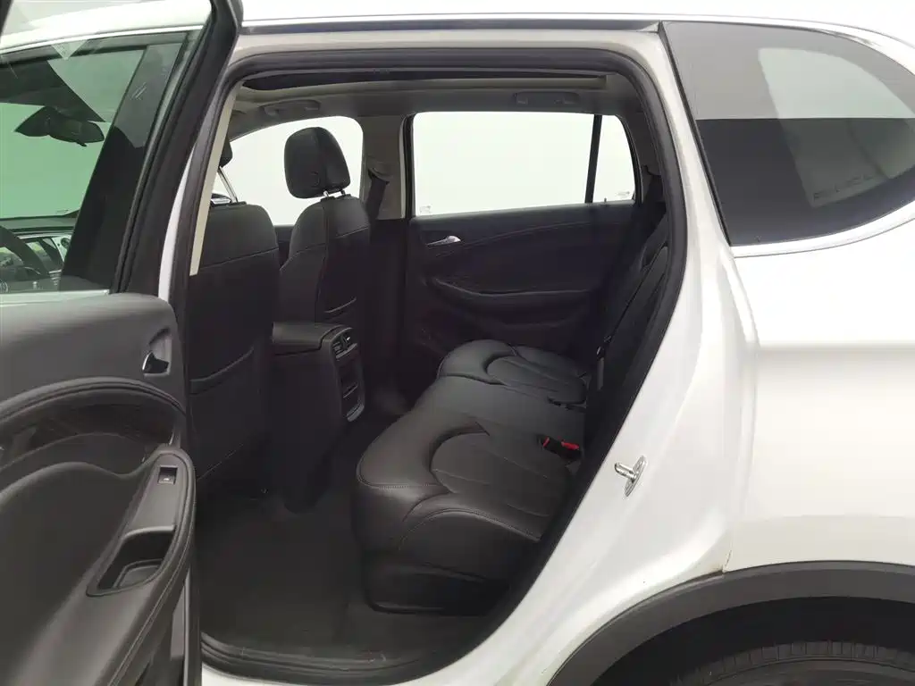 Buick Envision Plus 2018 — фото 15