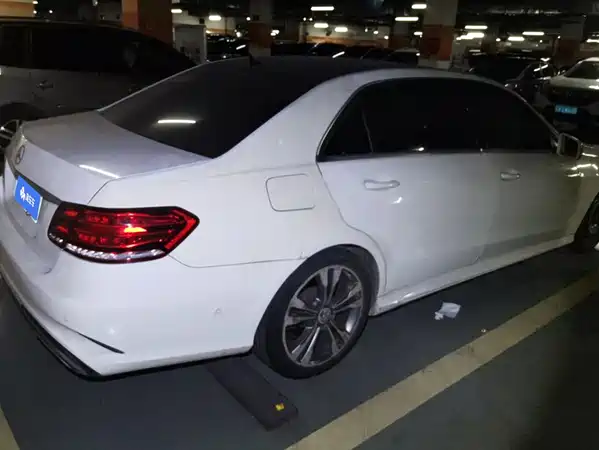 Mercedes-Benz E-Class 2016