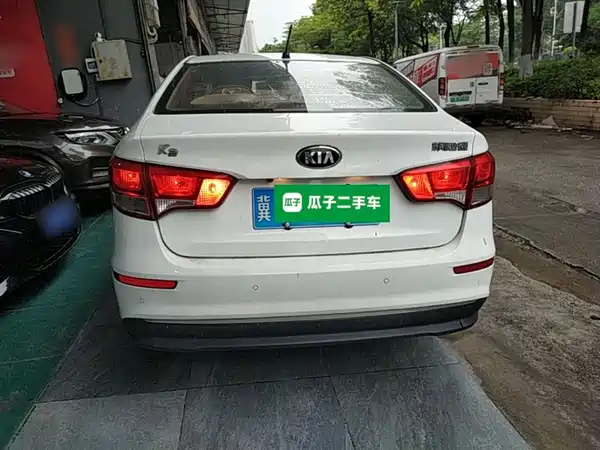 Kia K2 2015