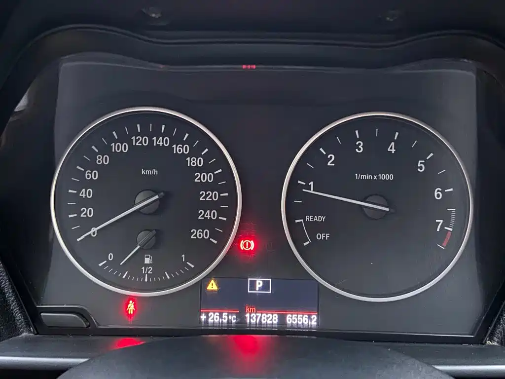 BMW 1 Series 2012 — фото 17