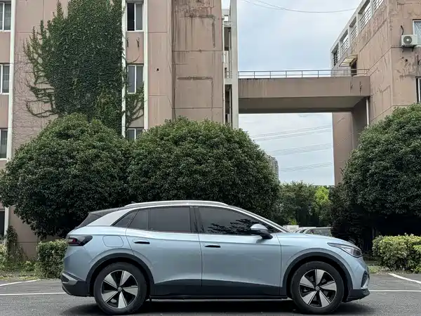 Volkswagen ID.4 X 2024