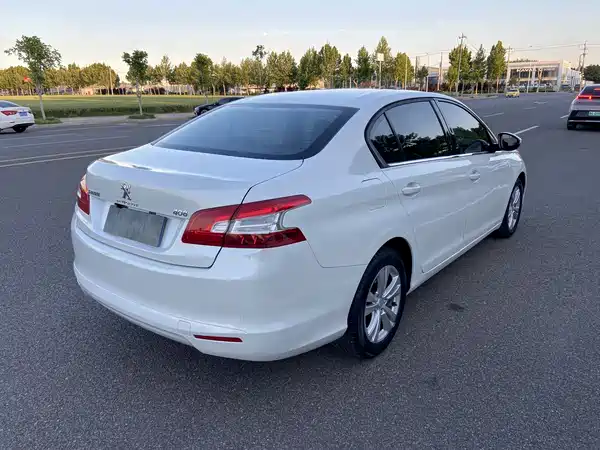 Peugeot 408 2014