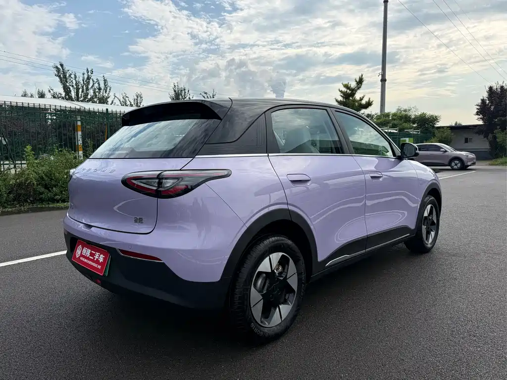 Geely Galaxy Starwish 2025 — фото 7