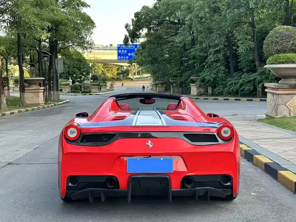Ferrari 458 2015