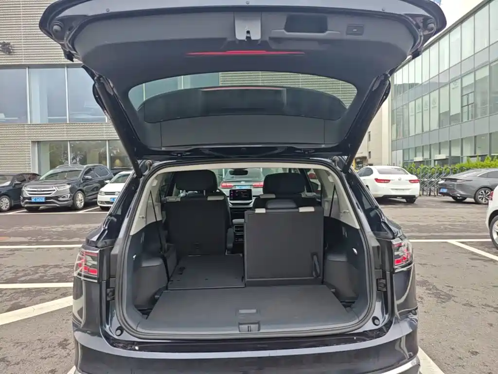 Volkswagen ID 6 CROZZ 2022 — фото 19