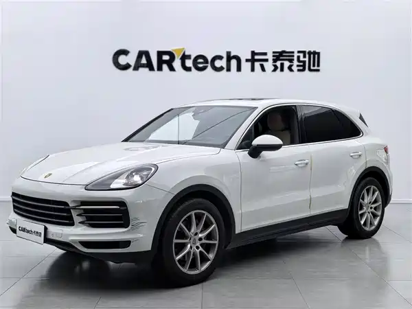 Porsche Cayenne 2022
