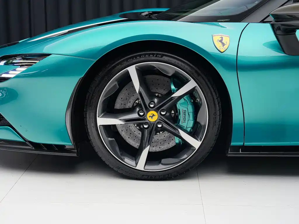 Ferrari SF90 2022 — фото 16